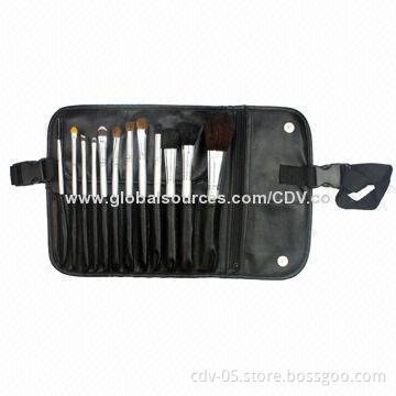 12-piece Professional makeup brush set, made of wooden handle and aluminum ferrule with goat hair